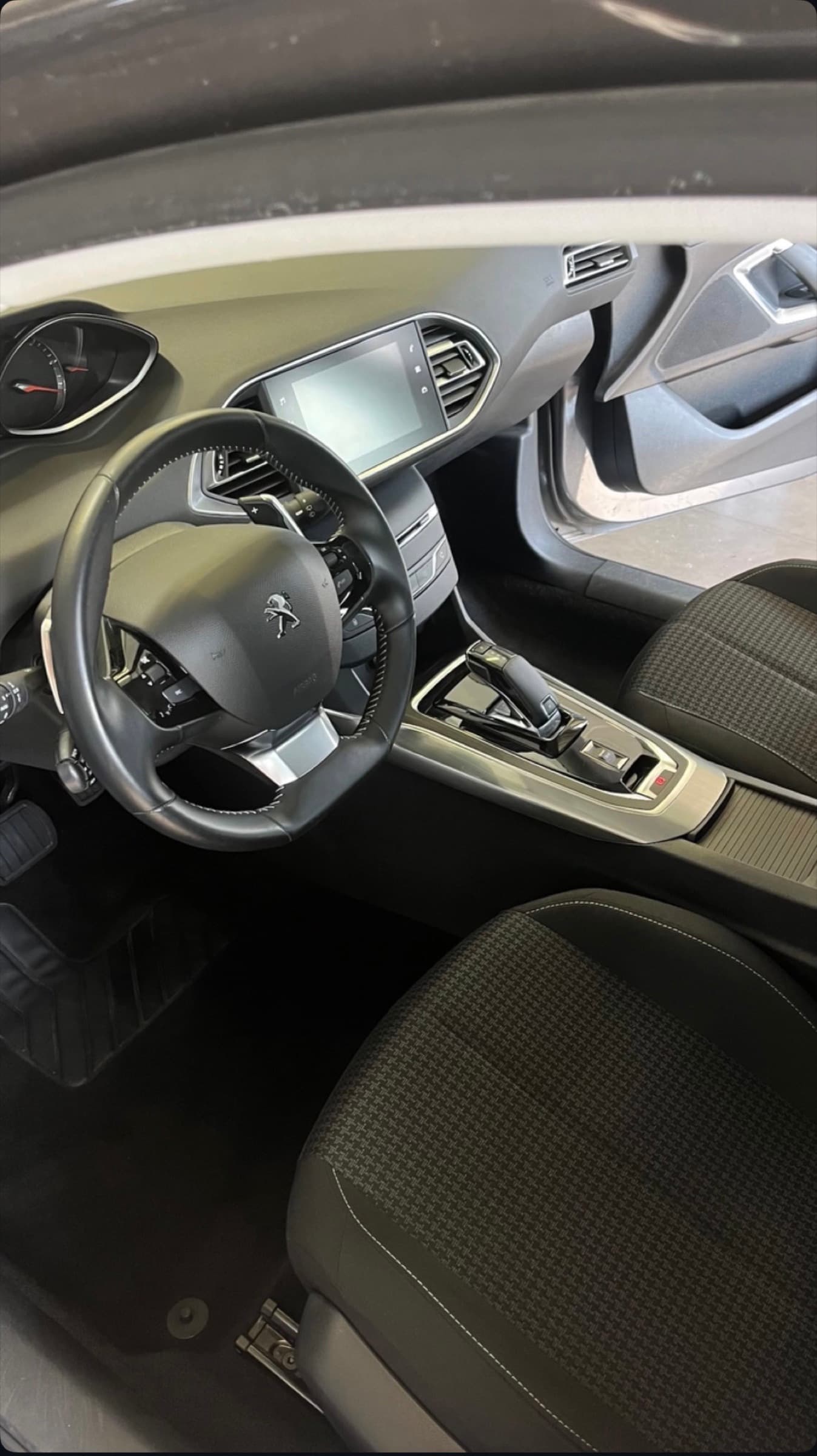 Detailing avant / après — véhicule 2 — après